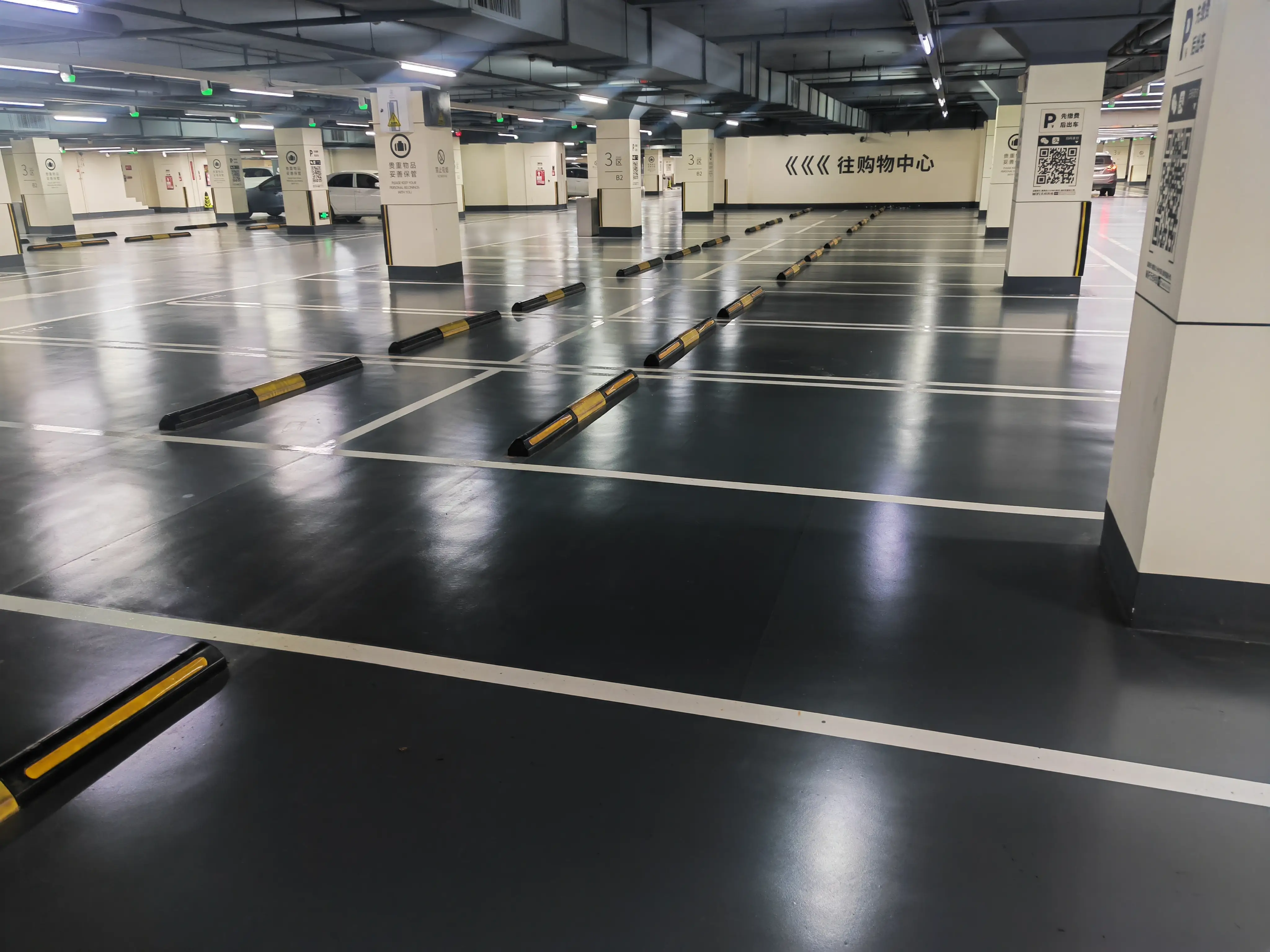 2026年深圳地坪漆定制廠家推薦：專業(yè)環(huán)氧地坪漆、工業(yè)耐磨地坪漆、車庫防滑地坪漆源頭工廠實(shí)力解析與采購指南